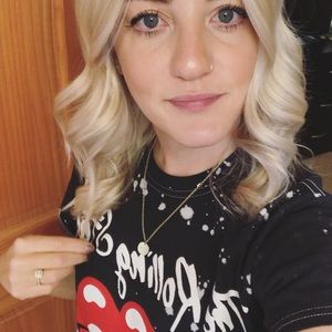 Meet your Posher, Carissa